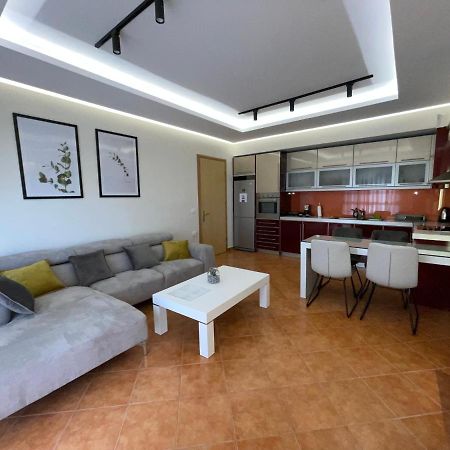 Saranda Central Apartment Esterno foto