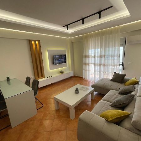 Saranda Central Apartment Esterno foto